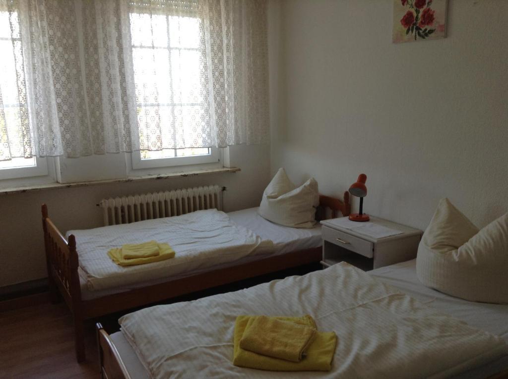 Hotel Rotbuche Westoverledingen Rom bilde