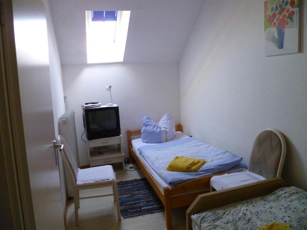 Hotel Rotbuche Westoverledingen Rom bilde