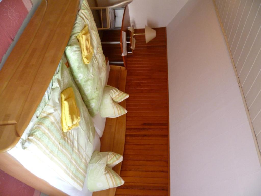 Hotel Rotbuche Westoverledingen Rom bilde
